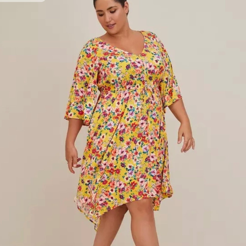 Torrid Size 2X‎ Yellow Floral Babydoll Stretch Challis Floral Dress Handkerchief